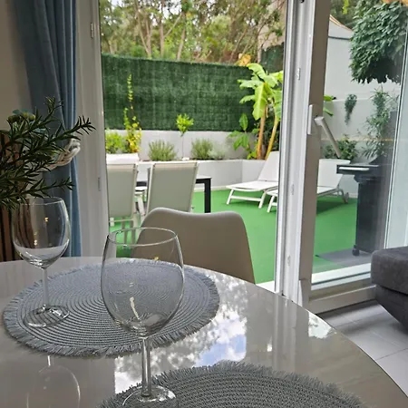 Daire Oasis, Apartamento, 1ª Linea *
